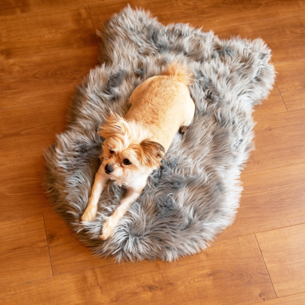 PupRug by Paw.com? Faux Fur Orthopedic Dog Bed - Curve Charcoal Grey - Image 7